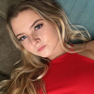 Meet your Posher, Ally